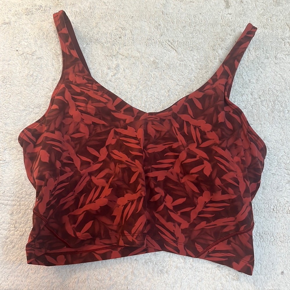 Lulu align top